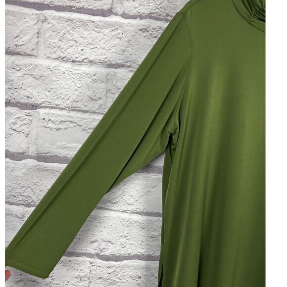 Susan Graver Womens 1X Minimalist Classic Liquid Knit Cowl Neck Tunic Top Green - Picture 6 of 11